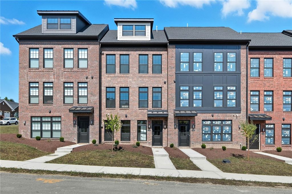 418 Magnolia Drive, Peters Twp, PA 15367