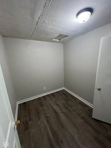 2722 N Olney Street, Indianapolis, IN 46218