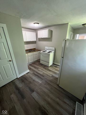 2722 N Olney Street, Indianapolis, IN 46218