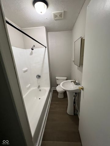 2722 N Olney Street, Indianapolis, IN 46218