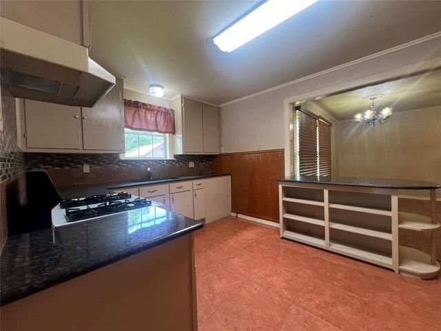 717 N 37th Street, Corsicana, TX 75110