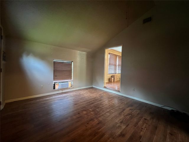 717 N 37th Street, Corsicana, TX 75110