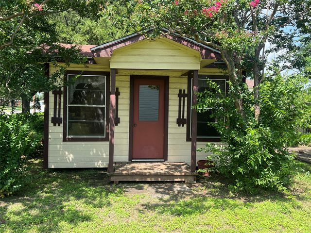717 N 37th Street, Corsicana, TX 75110