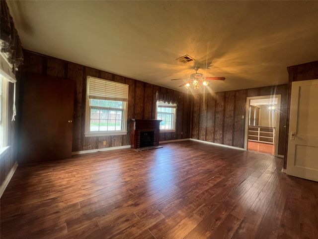 717 N 37th Street, Corsicana, TX 75110