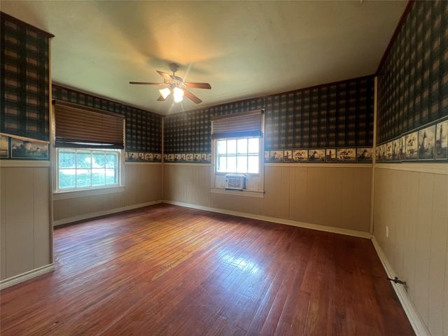 717 N 37th Street, Corsicana, TX 75110