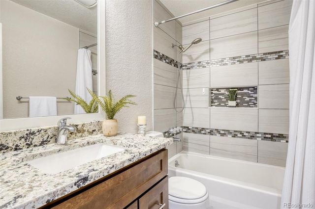 2682 S Quintero Way, Aurora, CO 80013