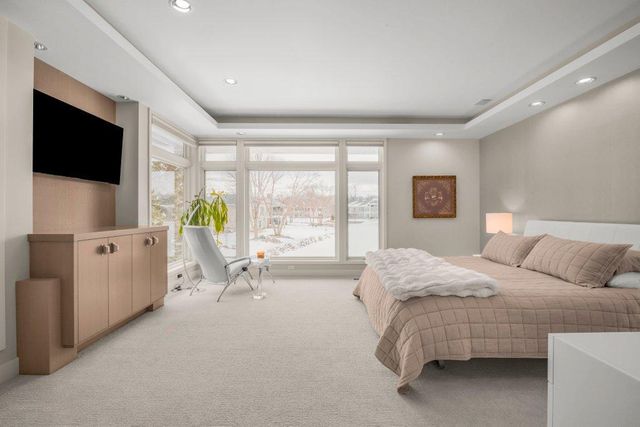 11465 Keystone Court, Hopkins, MN 55305