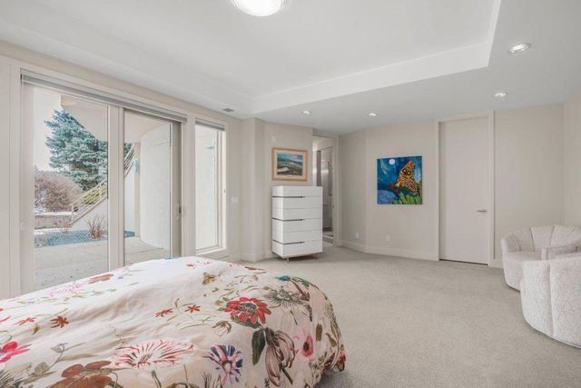 11465 Keystone Court, Hopkins, MN 55305