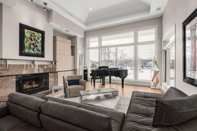 11465 Keystone Court, Hopkins, MN 55305