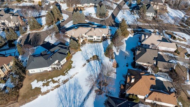 11465 Keystone Court, Hopkins, MN 55305