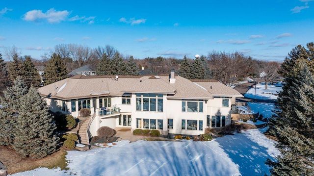 11465 Keystone Court, Hopkins, MN 55305