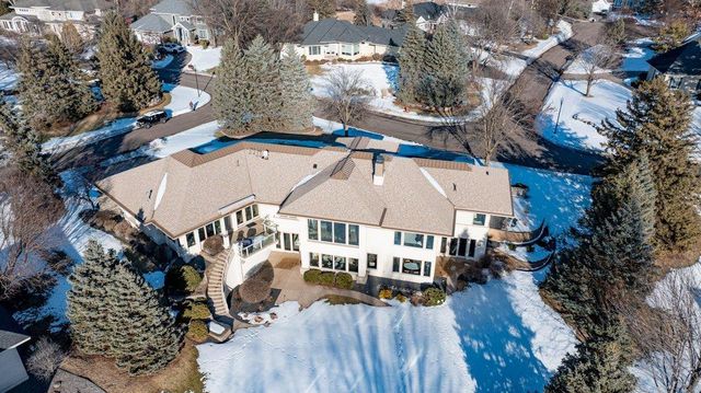 11465 Keystone Court, Hopkins, MN 55305