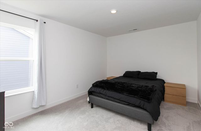 2867 Kramer Drive, Greenwood, IN 46143