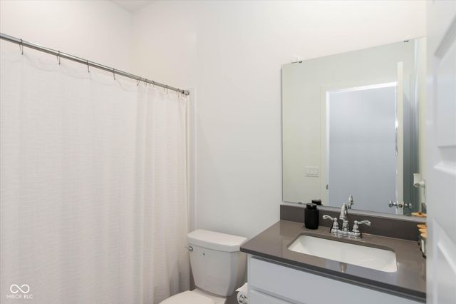 2867 Kramer Drive, Greenwood, IN 46143