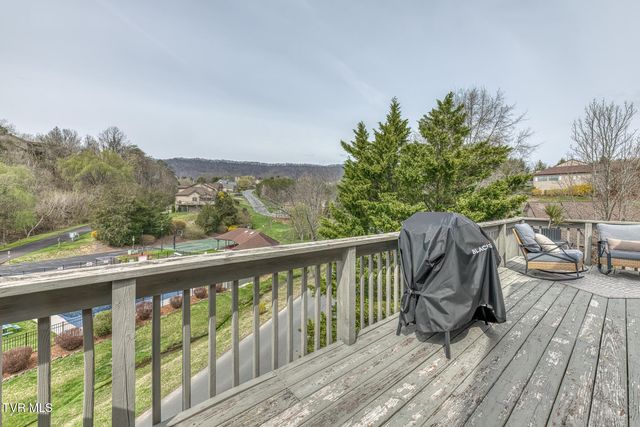 222 Willowbend Court, Kingsport, TN 37660