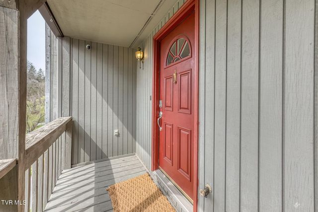 222 Willowbend Court, Kingsport, TN 37660