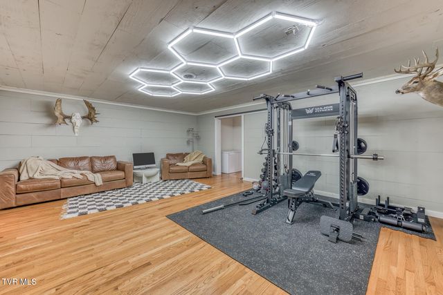 222 Willowbend Court, Kingsport, TN 37660