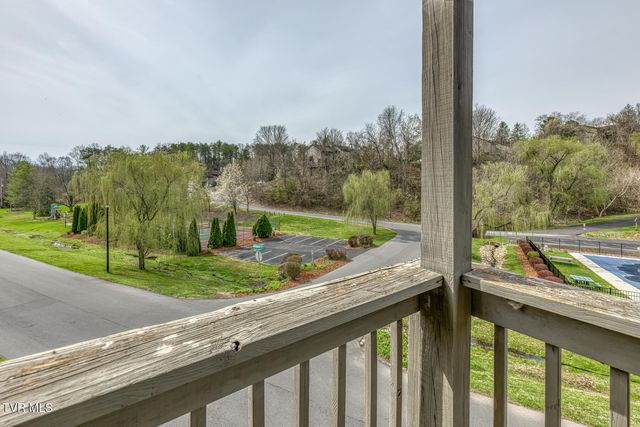 222 Willowbend Court, Kingsport, TN 37660