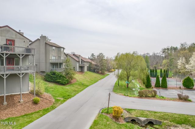 222 Willowbend Court, Kingsport, TN 37660