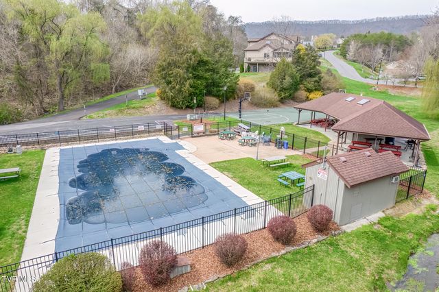 222 Willowbend Court, Kingsport, TN 37660