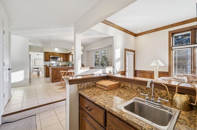 5104 Cody Drive, West Des Moines, IA 50265