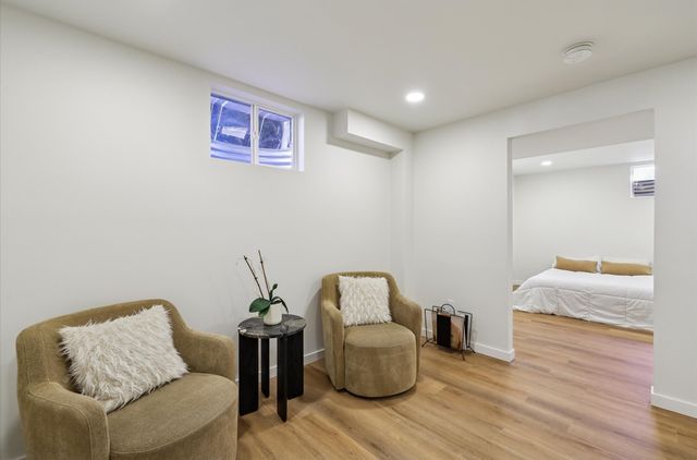 5104 Cody Drive, West Des Moines, IA 50265