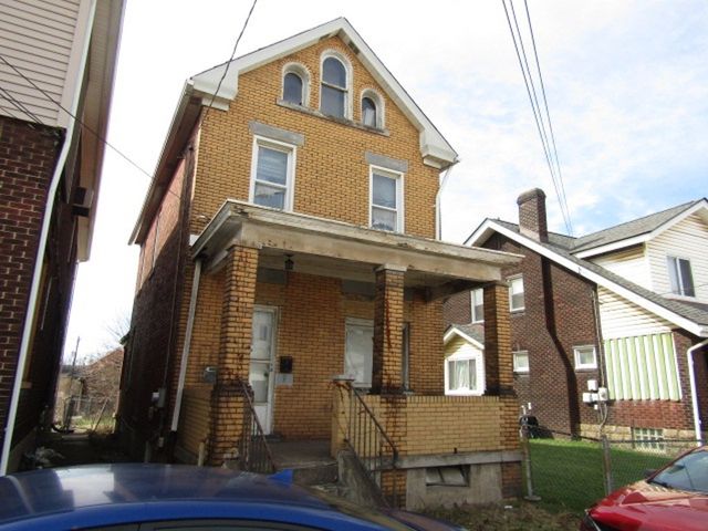 1306 Brinton Ave, Braddock, PA 15104