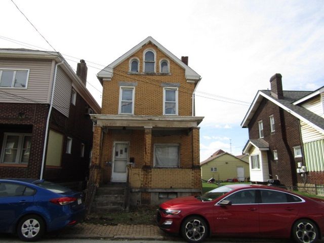 1306 Brinton Ave, Braddock, PA 15104