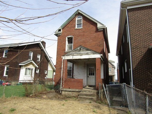 1306 Brinton Ave, Braddock, PA 15104