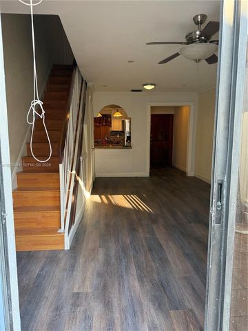 11789 SW 18th St 4-30, Miami, FL 33175