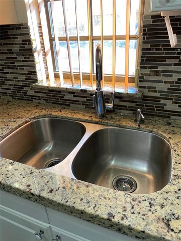 11789 SW 18th St 4-30, Miami, FL 33175