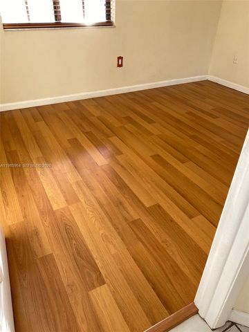 11789 SW 18th St 4-30, Miami, FL 33175