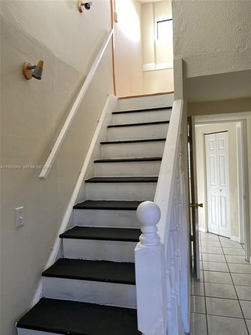 11789 SW 18th St 4-30, Miami, FL 33175