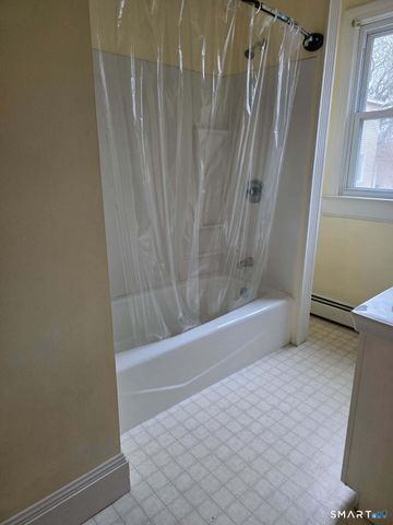 35 Denison Avenue, New London, CT 06320