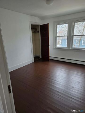 35 Denison Avenue, New London, CT 06320