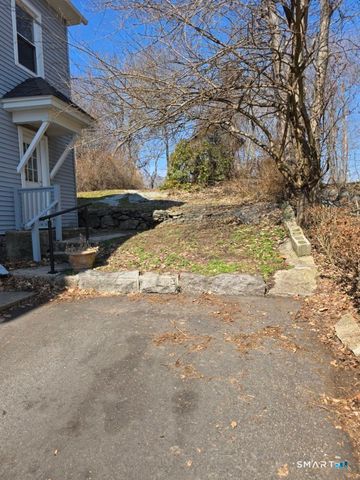 35 Denison Avenue, New London, CT 06320