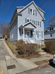 35 Denison Avenue, New London, CT 06320