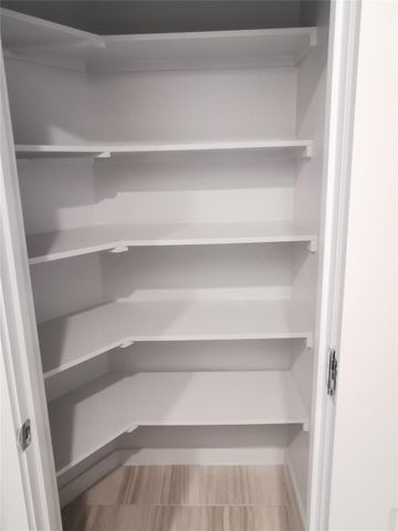 605 W South ST 332, Leander, TX 78641