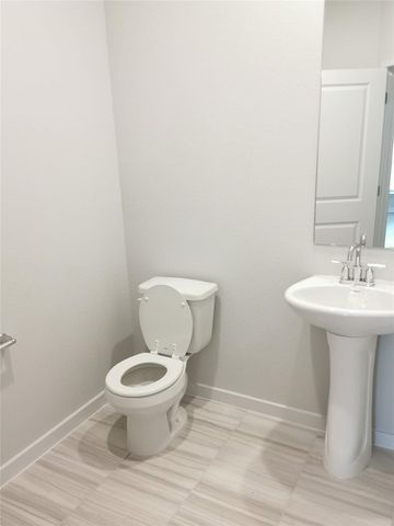 605 W South ST 332, Leander, TX 78641