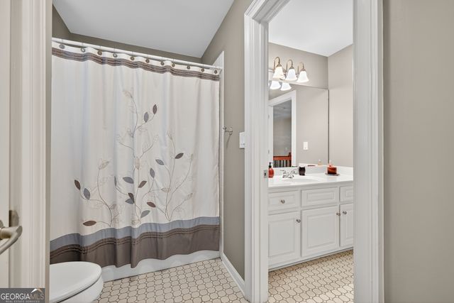 310 Hunting Hills Drive, Braselton, GA 30517