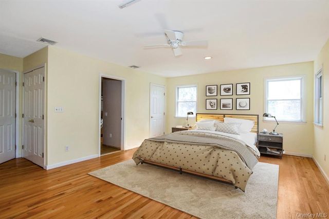 4 Manor Place, White Plains, NY 10605