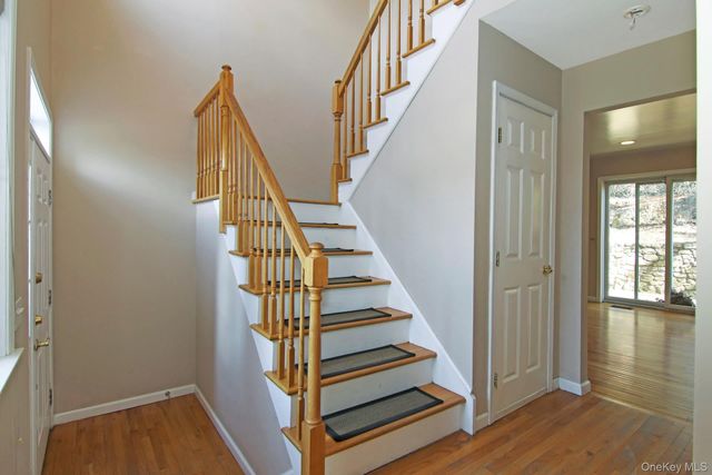 4 Manor Place, White Plains, NY 10605