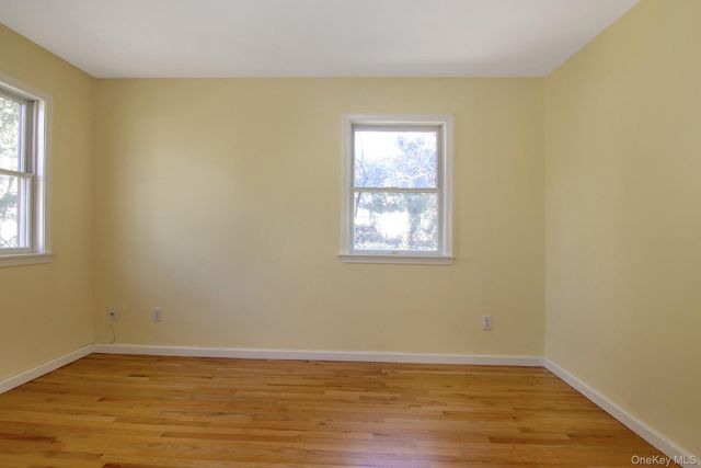 4 Manor Place, White Plains, NY 10605