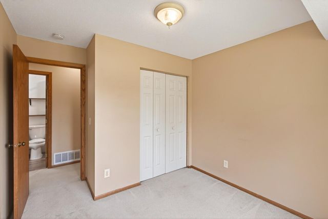 15264 92nd Place N, Maple Grove, MN 55369