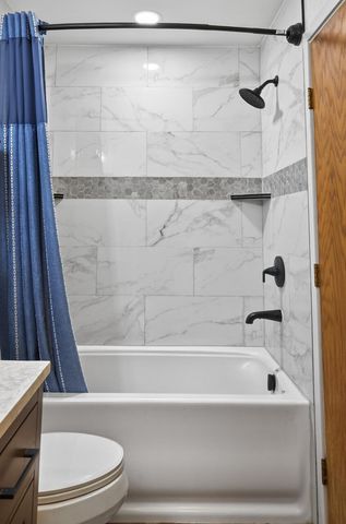 15264 92nd Place N, Maple Grove, MN 55369