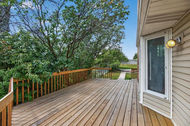 15264 92nd Place N, Maple Grove, MN 55369