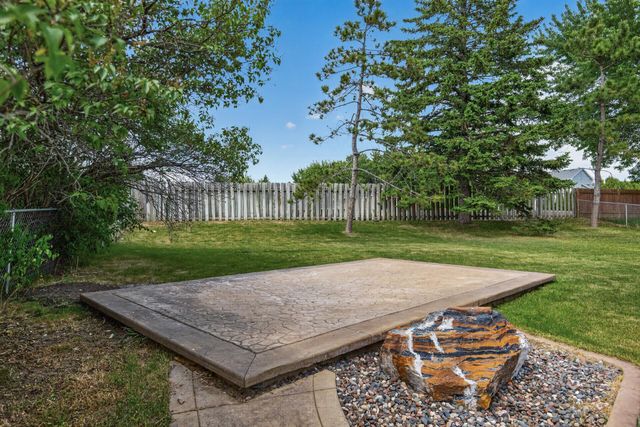 15264 92nd Place N, Maple Grove, MN 55369