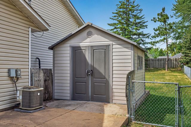 15264 92nd Place N, Maple Grove, MN 55369