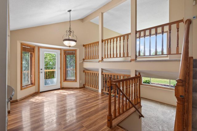 15264 92nd Place N, Maple Grove, MN 55369