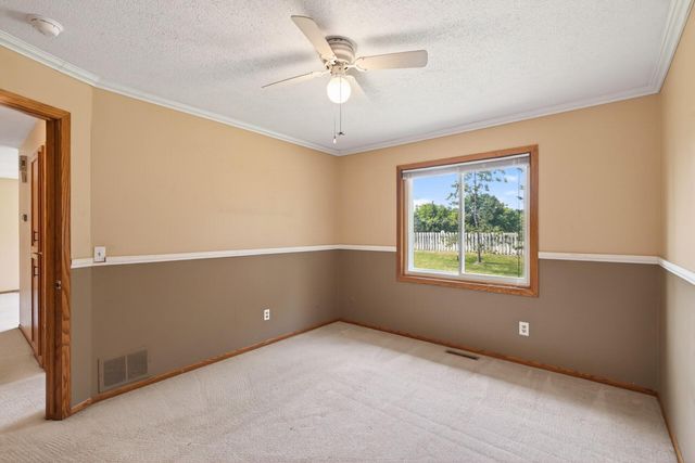 15264 92nd Place N, Maple Grove, MN 55369
